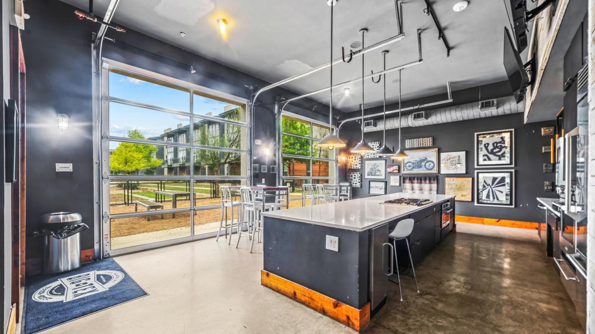 River View Oasis - 2br With Pool And Gym Apartment San Antonio